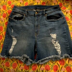 ☀️ Sexy Venus cut-off stretch Jean shorts size 14